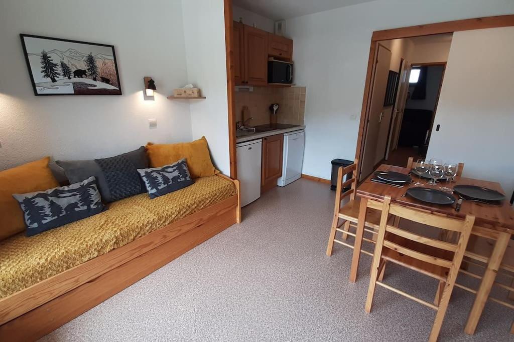 Superbe Appartement La Joue Du Loup Centre, 6 Personnes, Avec Parking Prive Saint-Étienne-en-Dévoluy Zewnętrze zdjęcie