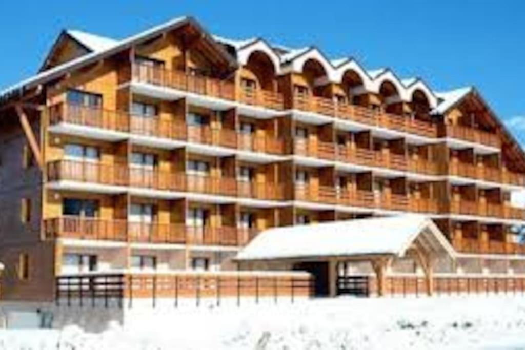 Superbe Appartement La Joue Du Loup Centre, 6 Personnes, Avec Parking Prive Saint-Étienne-en-Dévoluy Zewnętrze zdjęcie